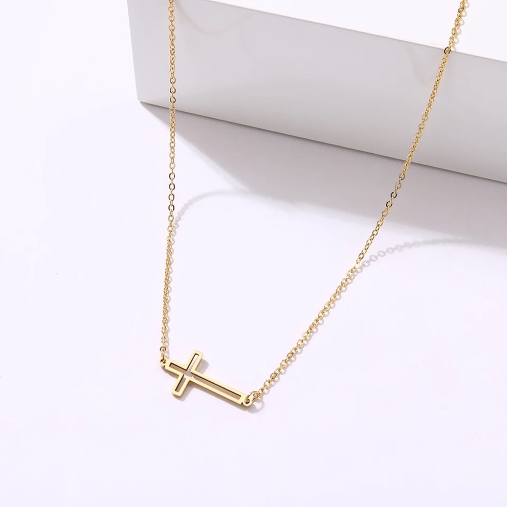 🎉 New Gold Plated Cross Stainless Steel Necklace
